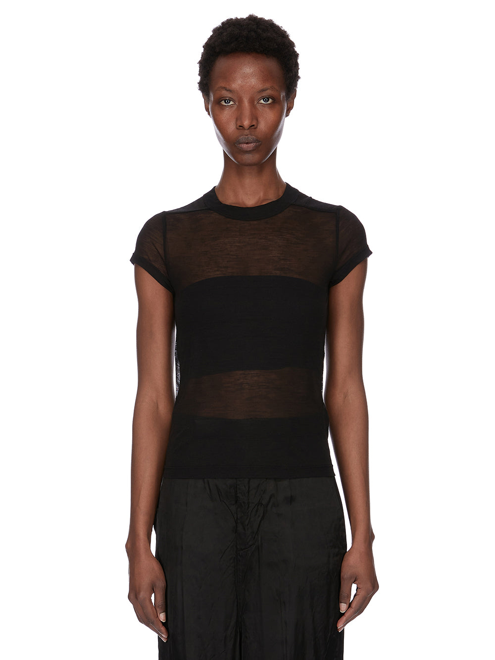 RP01F6235_JWR_09 | CROPPED LEVEL T