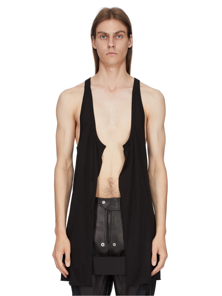 Fashion related image used in ecommerce context featuring designer aesthetic and visual storytelling