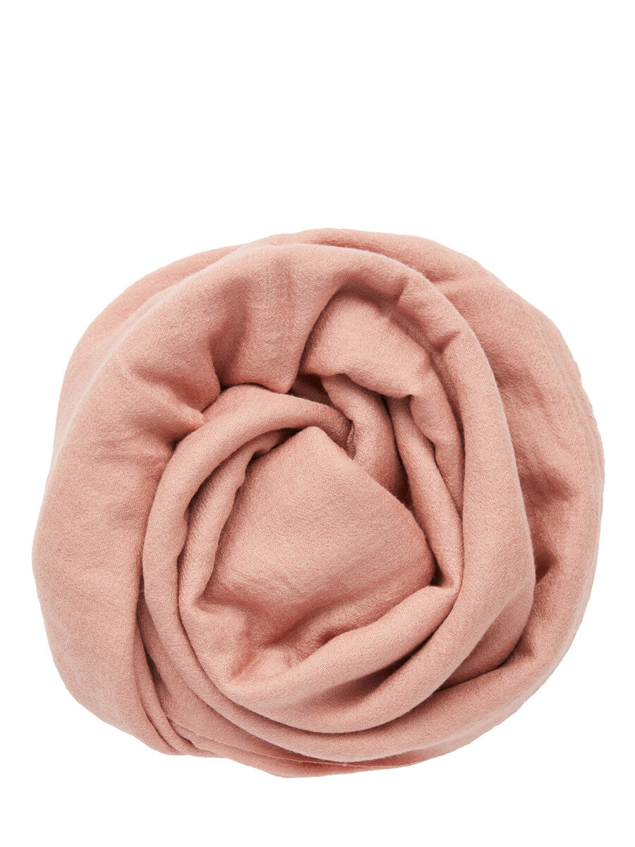 RU01F2472_SCAR_83 | GINNY 140X140