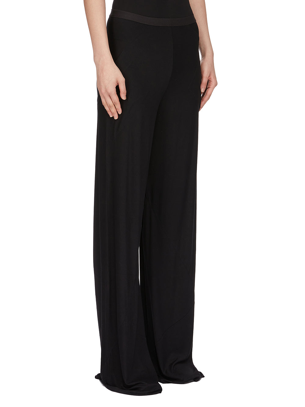 m_051817_LI01F7332_RV_09_02