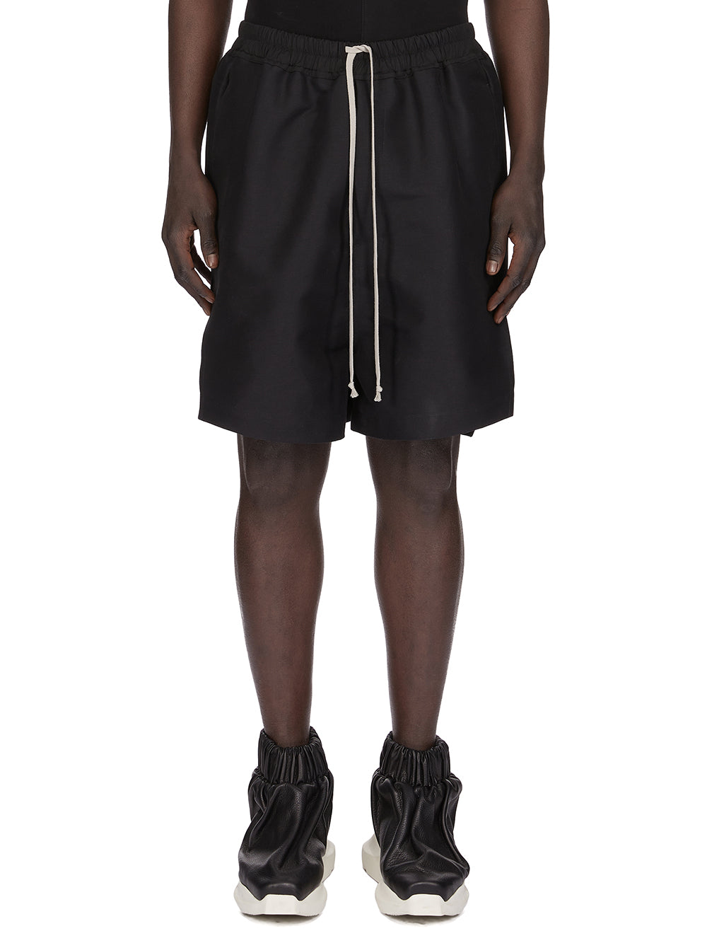 Fashion related image used in ecommerce context featuring designer aesthetic and visual storytelling