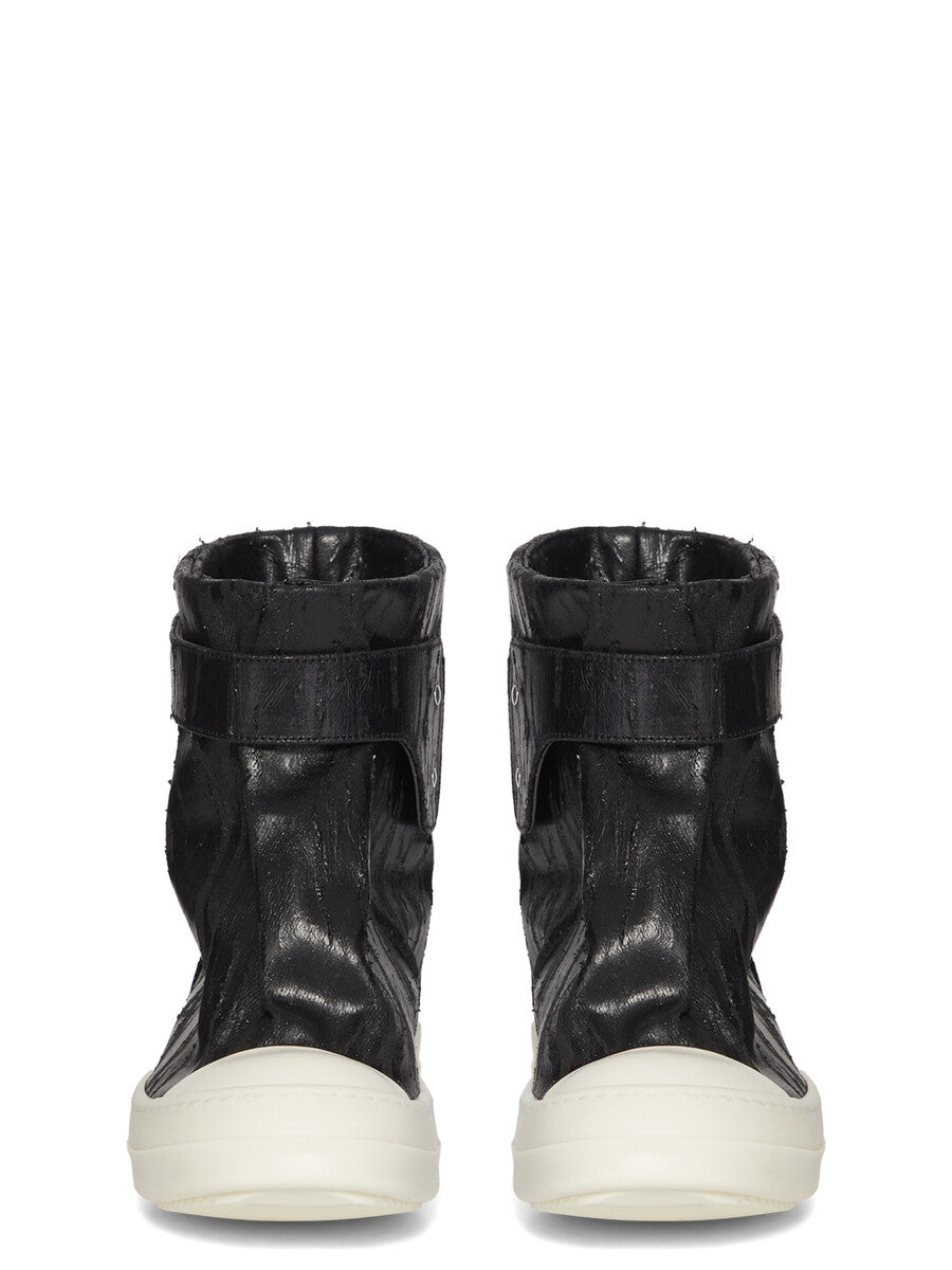 DS02F6814_BMC_911 | ELEPHANT LOW BOOT