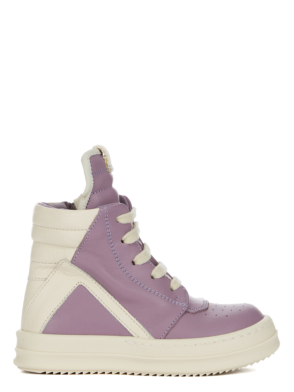 m_426933_BG01F3896_LMU_3611_01