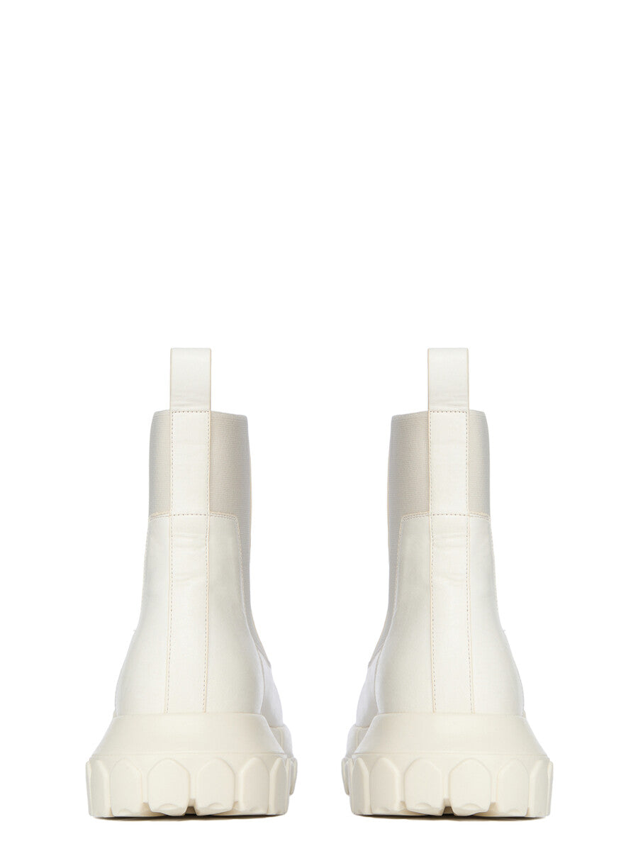 RP02E4881_LBH_111 | BEATLE BOZO TRACTOR