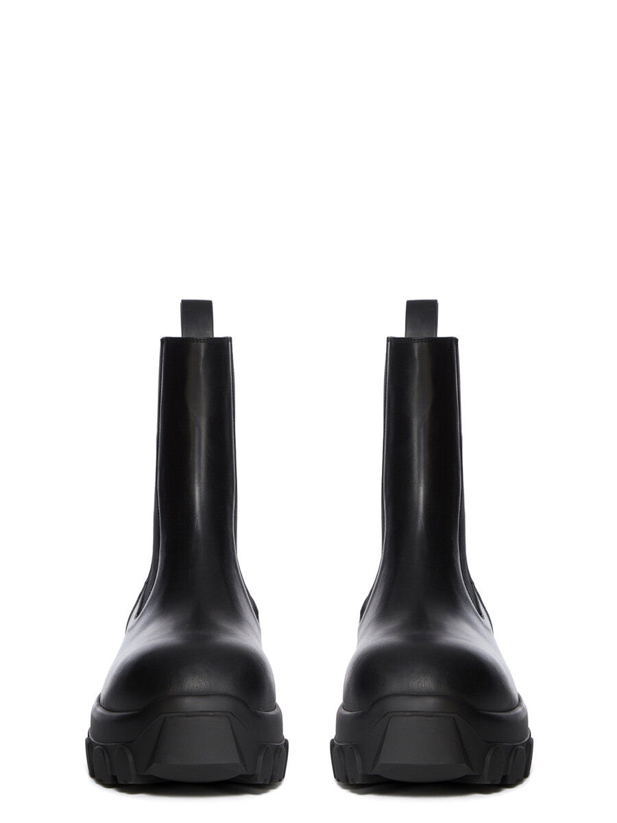 RU02E1881_LGE_99 | BEATLE BOZO TRACTOR