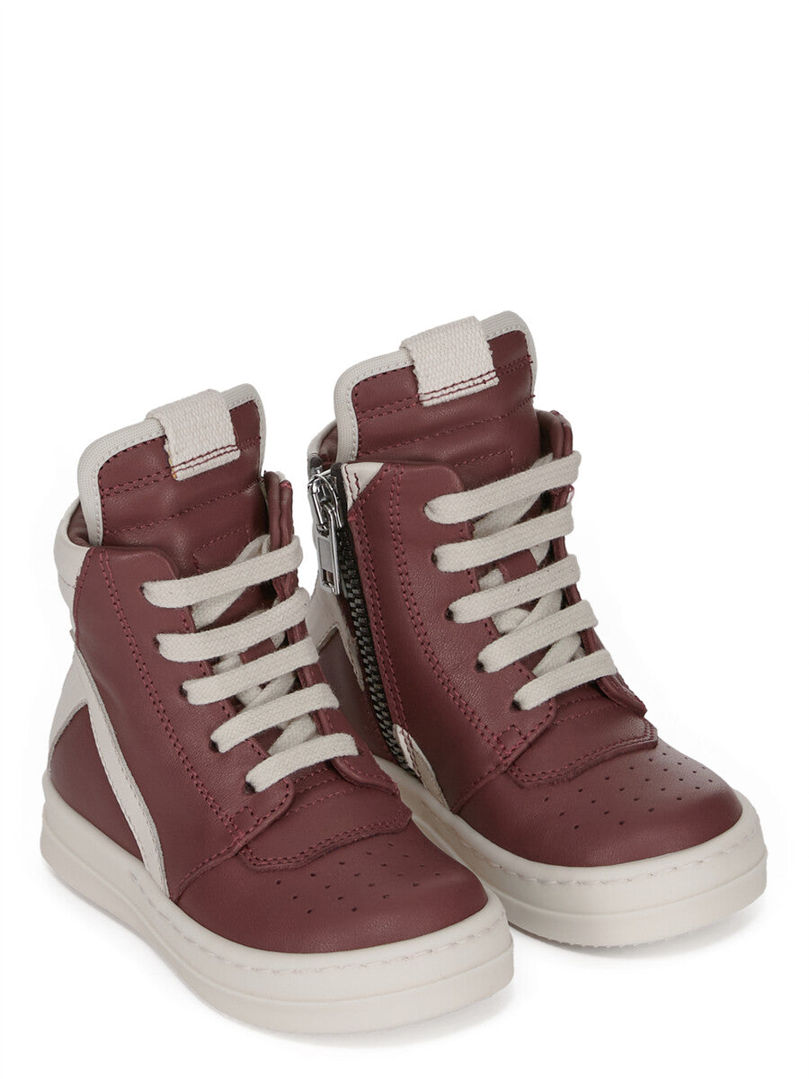 Fashion related image used in ecommerce context featuring designer aesthetic and visual storytelling