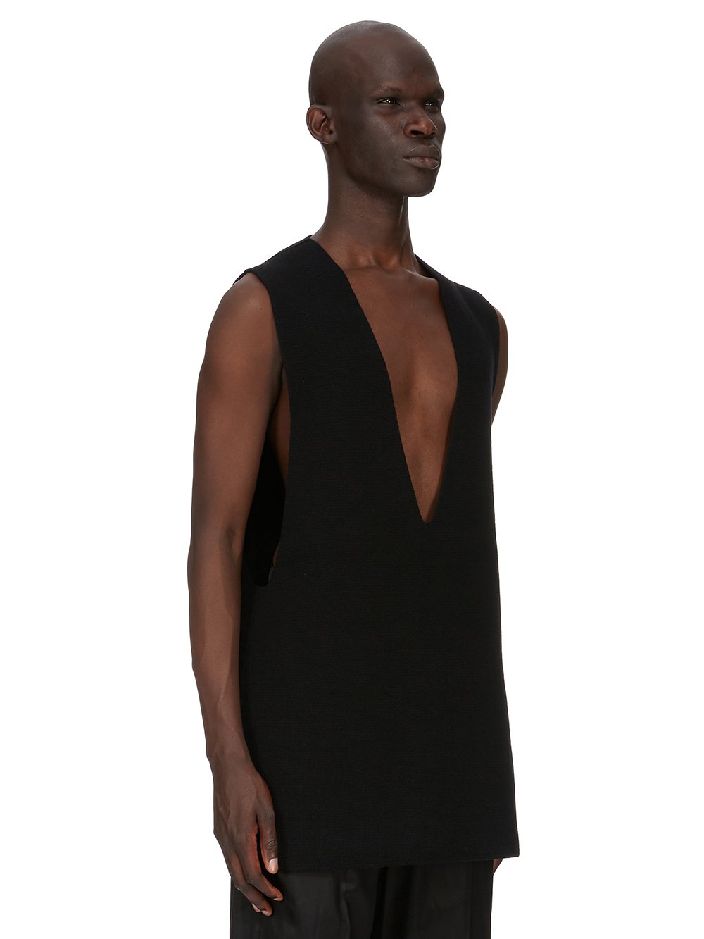 RU02E1683_CHWSR_09 | V TANK