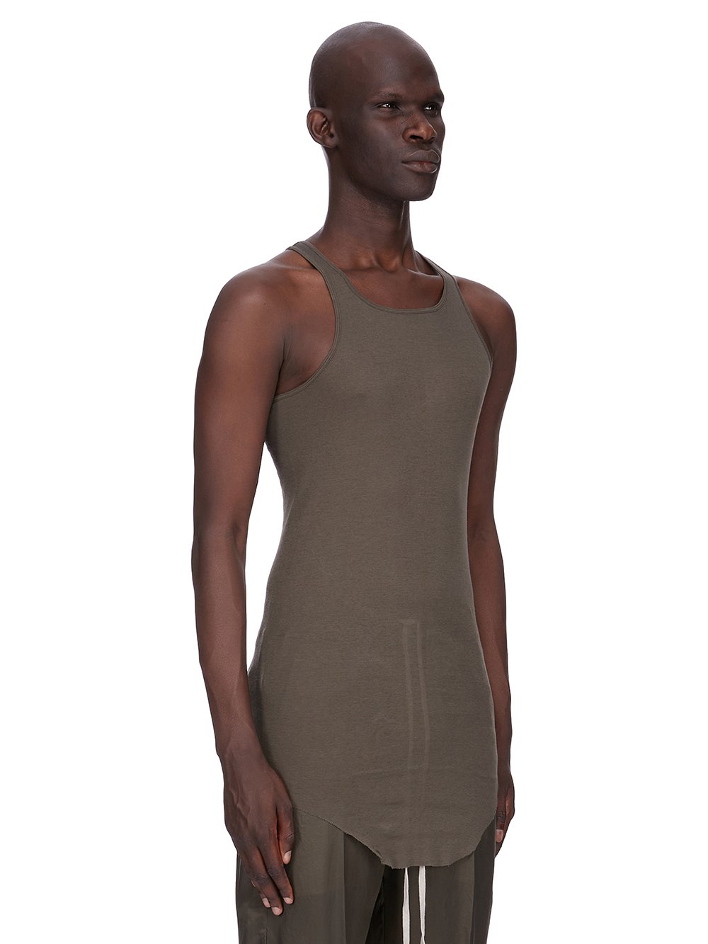 RU02E1150_MR_25 | BASIC RIB TANK