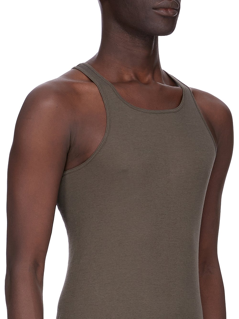 RU02E1150_MR_25 | BASIC RIB TANK