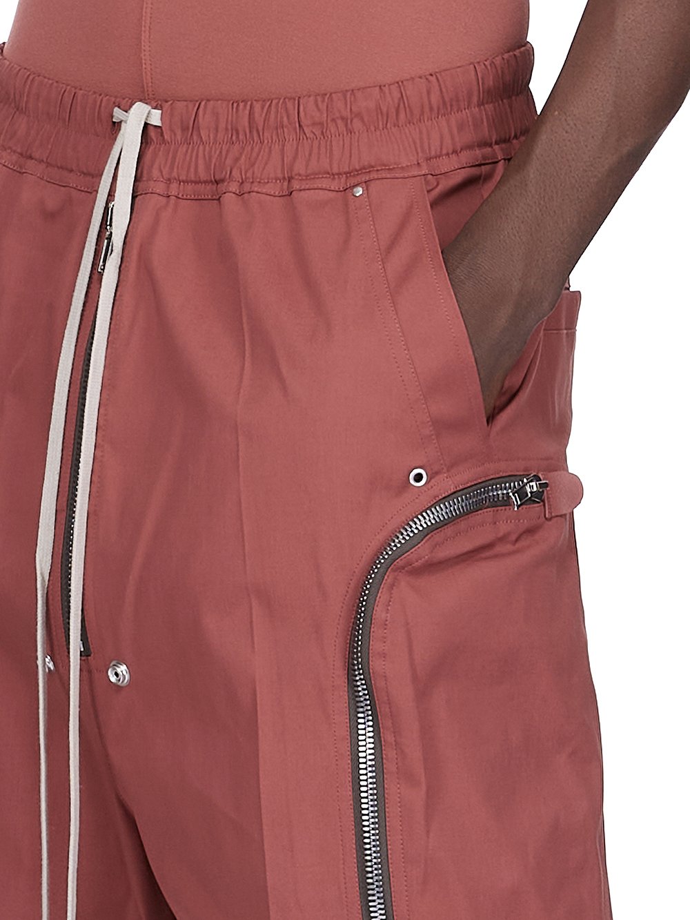 RU02E1392_TE_13 | BAUHAUS BELA