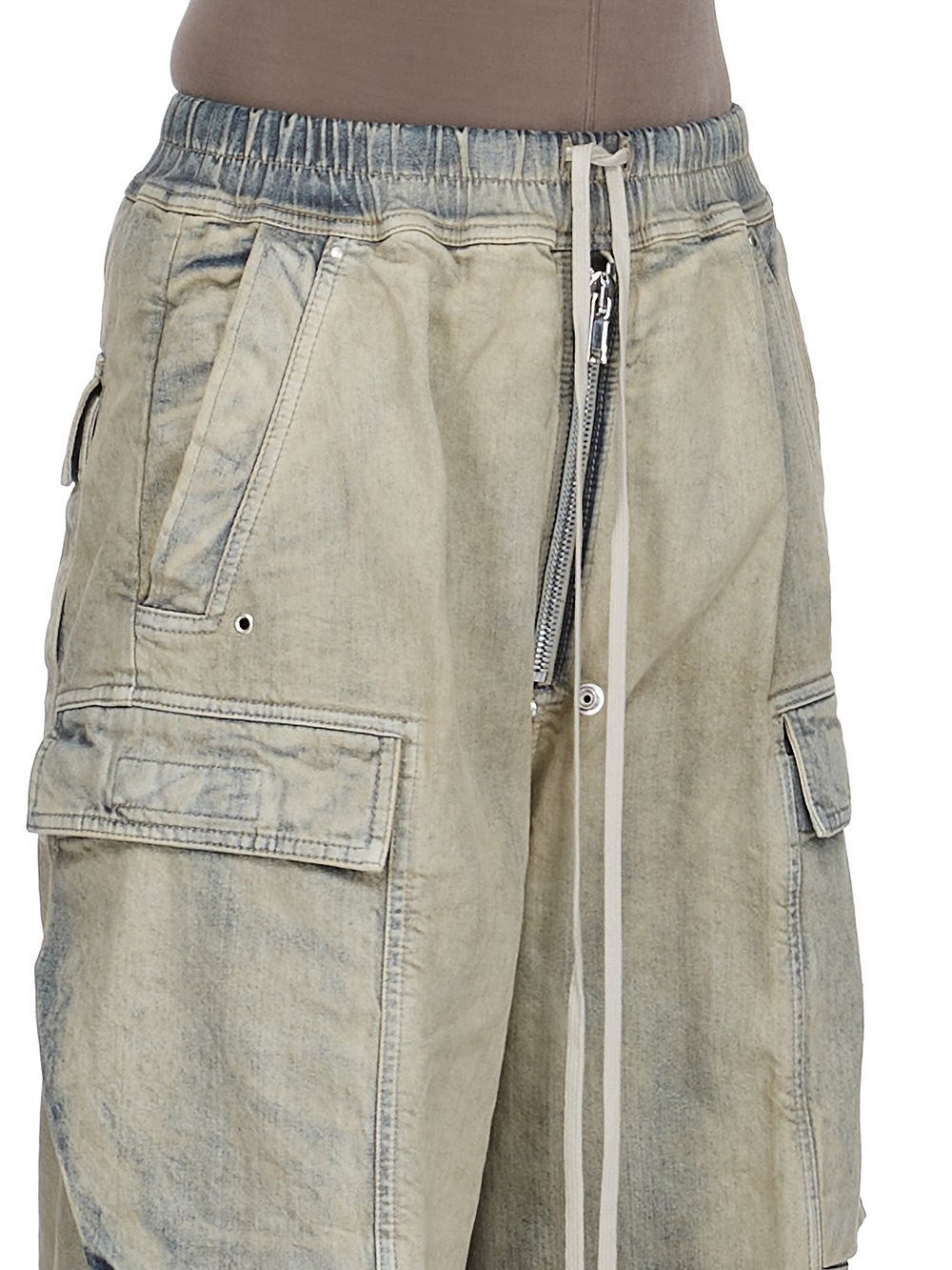 DS02E7324_DMP_38 | DOUBLE CARGO JUMBO BELAS