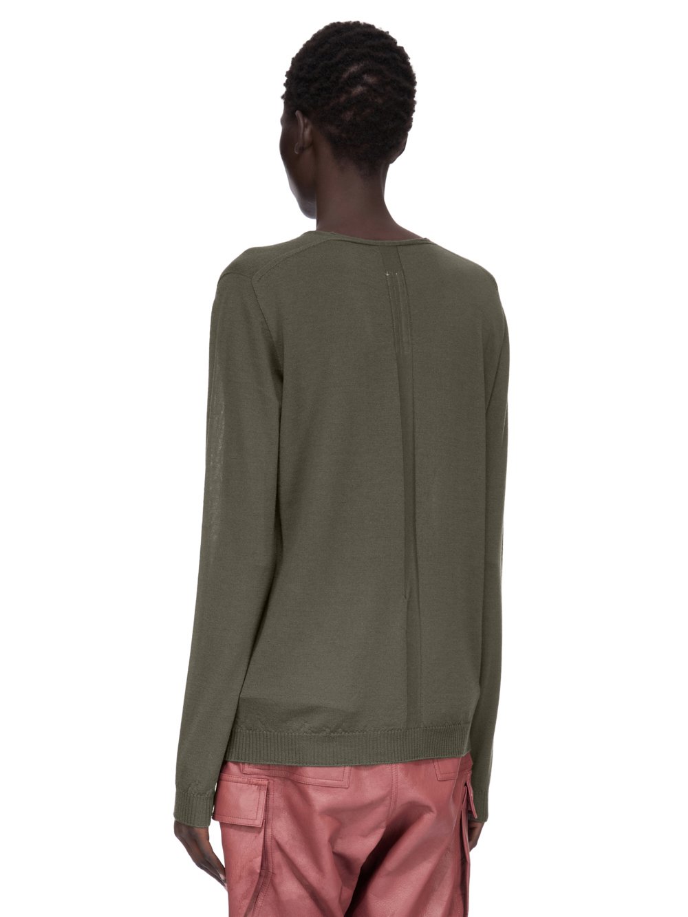 RP02E4668_M_25 | EXTREME V NECK PULL