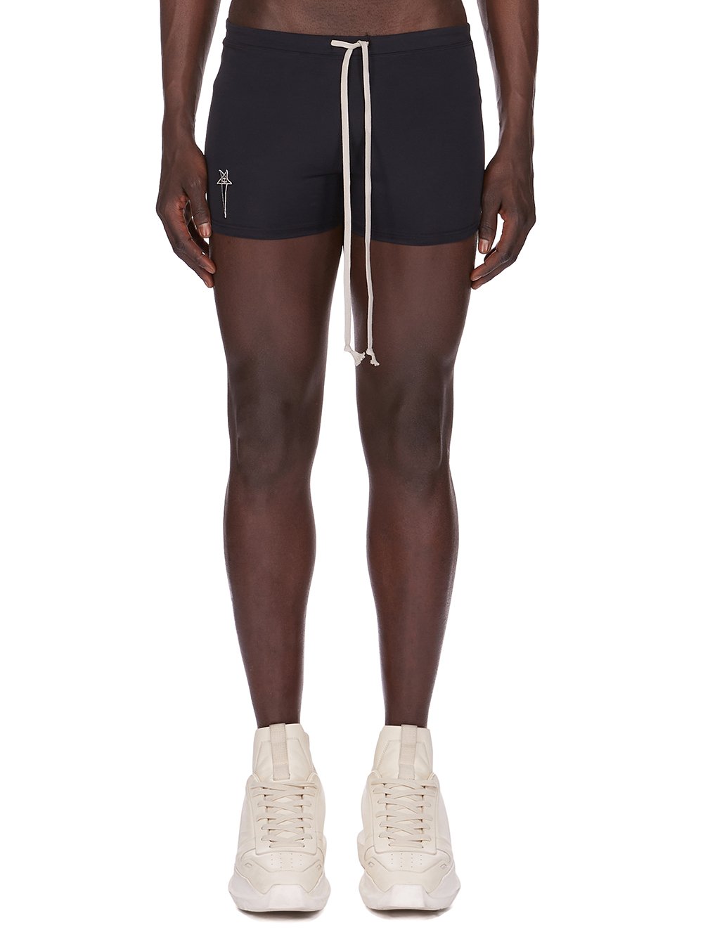 CM01E1691_CHJMW_09_01