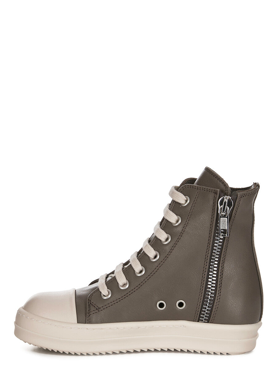 BG01F3895_LMU_3411 | SNEAKS