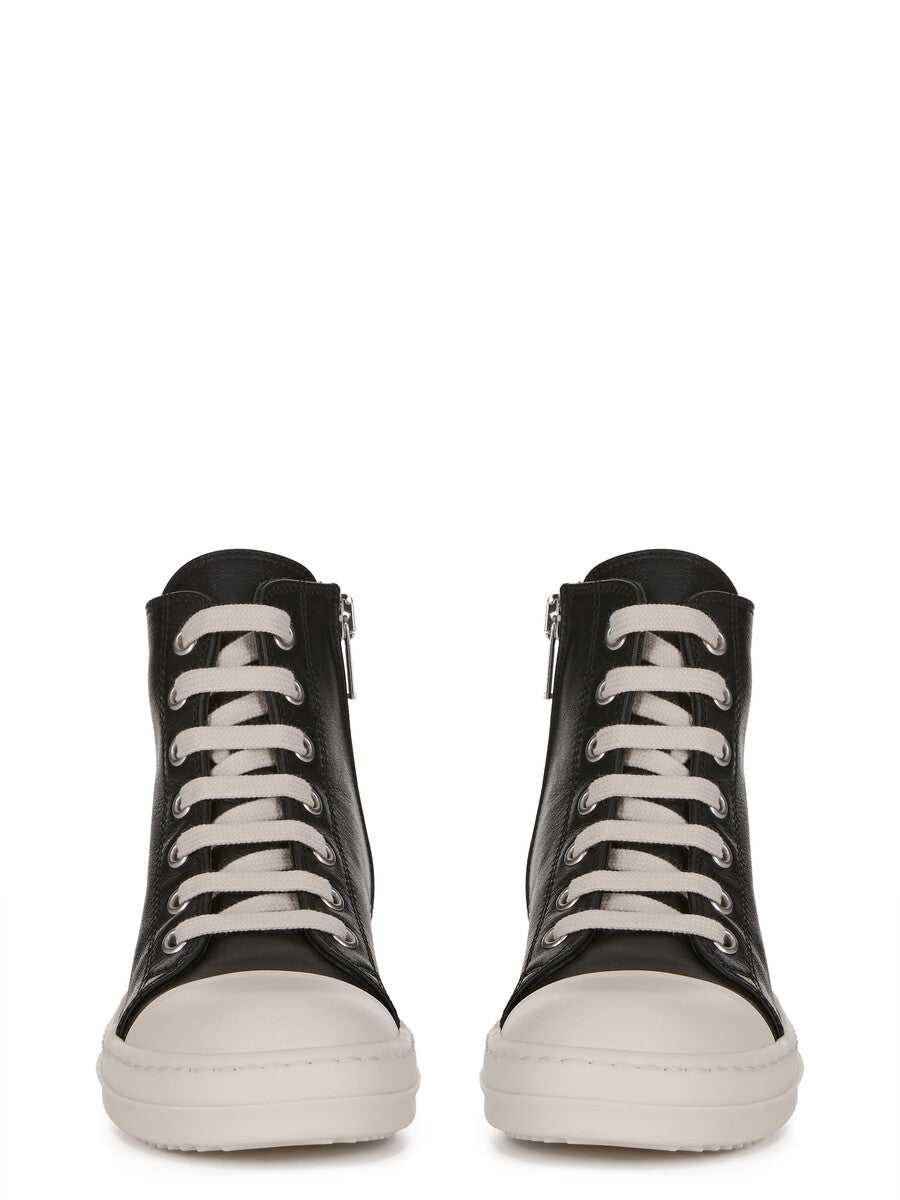 BG02F7895_LMU_911 | SNEAKS