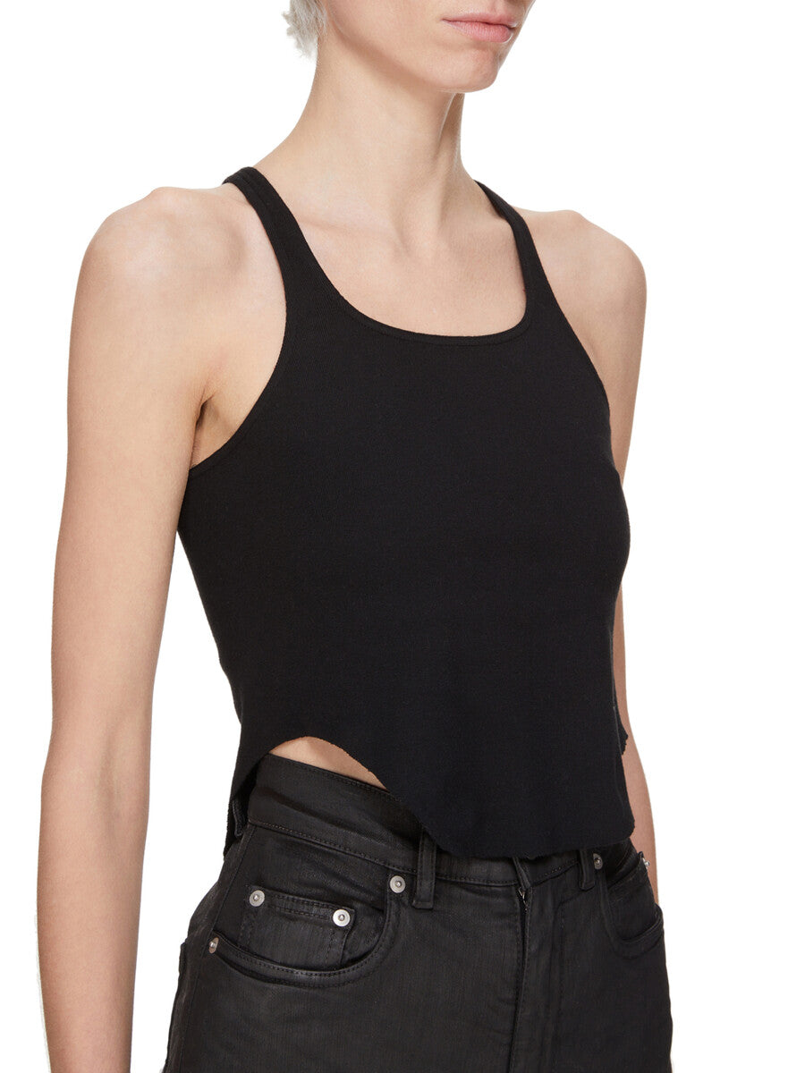 DS02E7100_RN_09 | BASIC TANK CROPPED