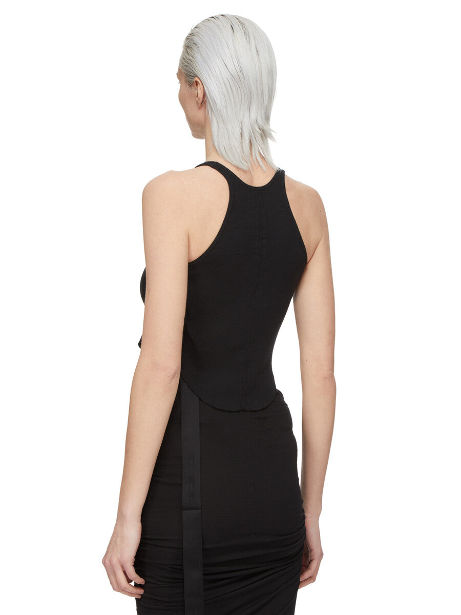 DS02F6100_RN_09 | BASIC TANK CROPPED
