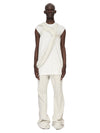 Fashion related image used in ecommerce context featuring designer aesthetic and visual storytelling