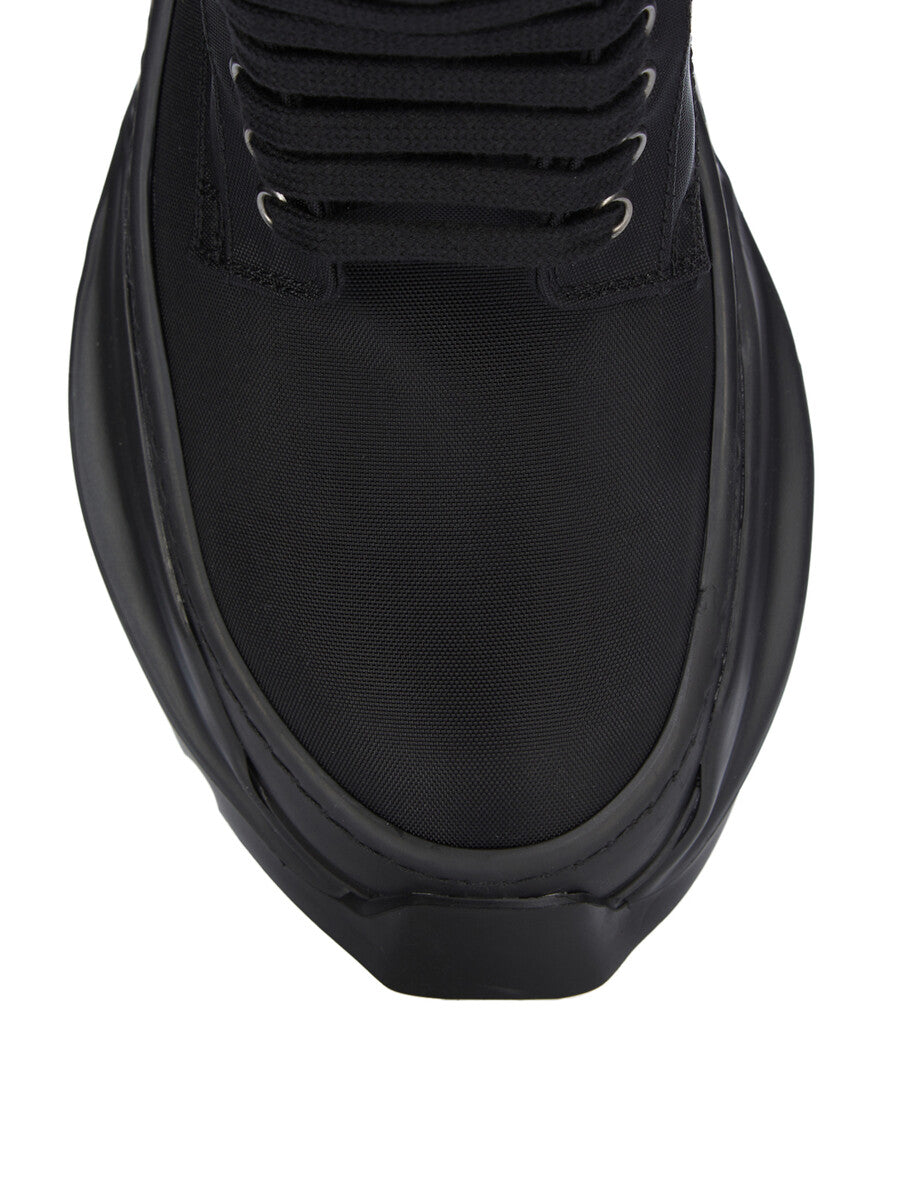 Fashion related image used in ecommerce context featuring designer aesthetic and visual storytelling