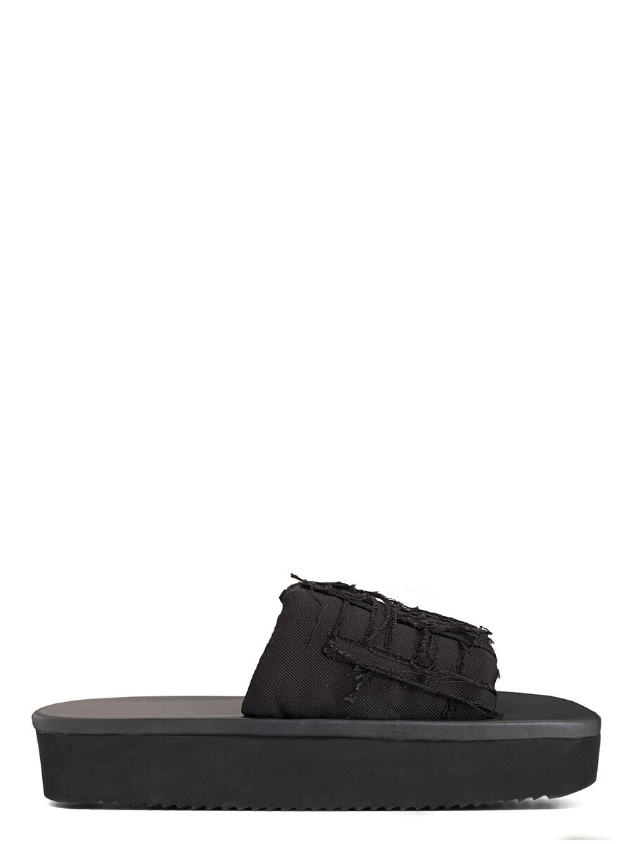 DU01F4855_SLASH_99 | SLIDE