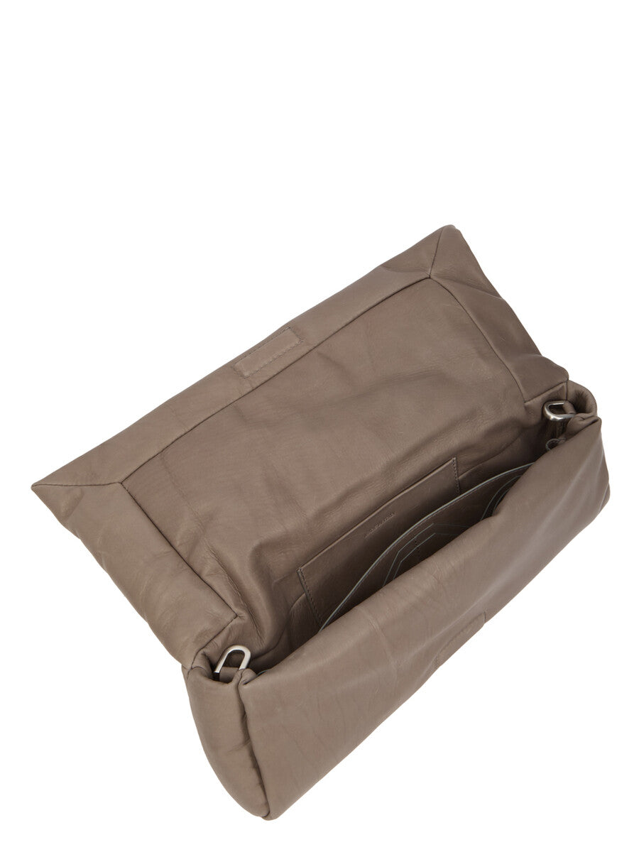 RA02F0923_LBLPT1_34 | CLUTCH