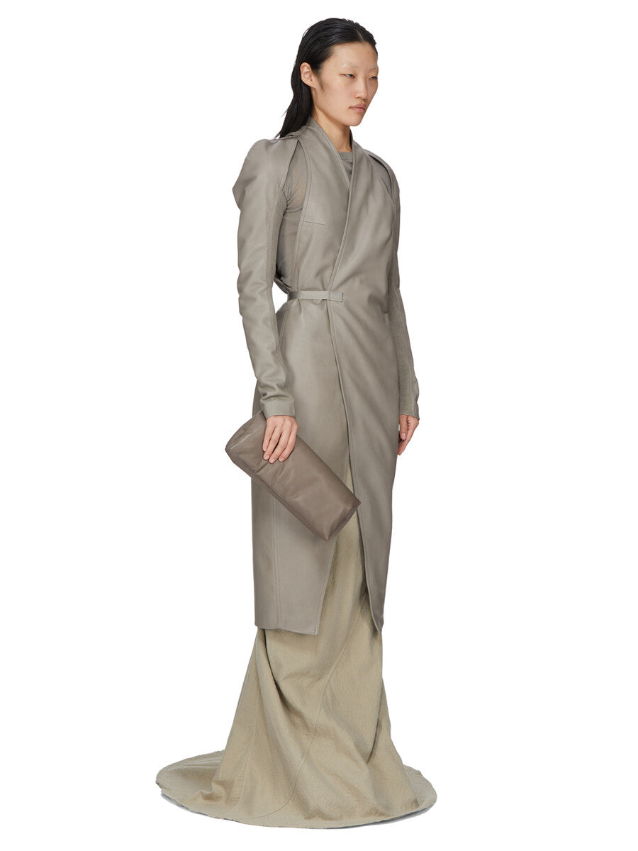 RA02F0923_LBLPT1_34 | CLUTCH