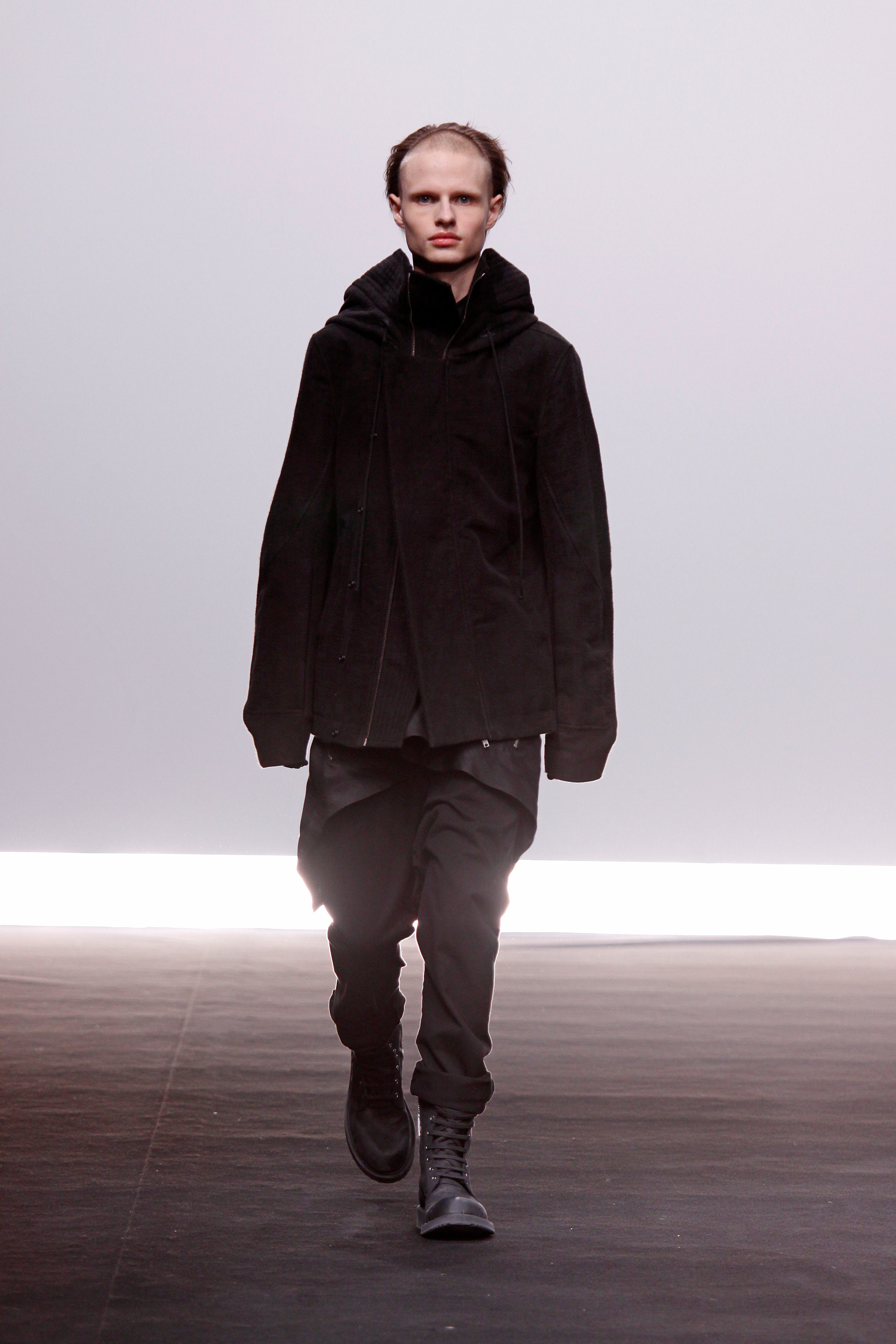 RICK_OWENS_AW09_CRUST_MENS_RUN