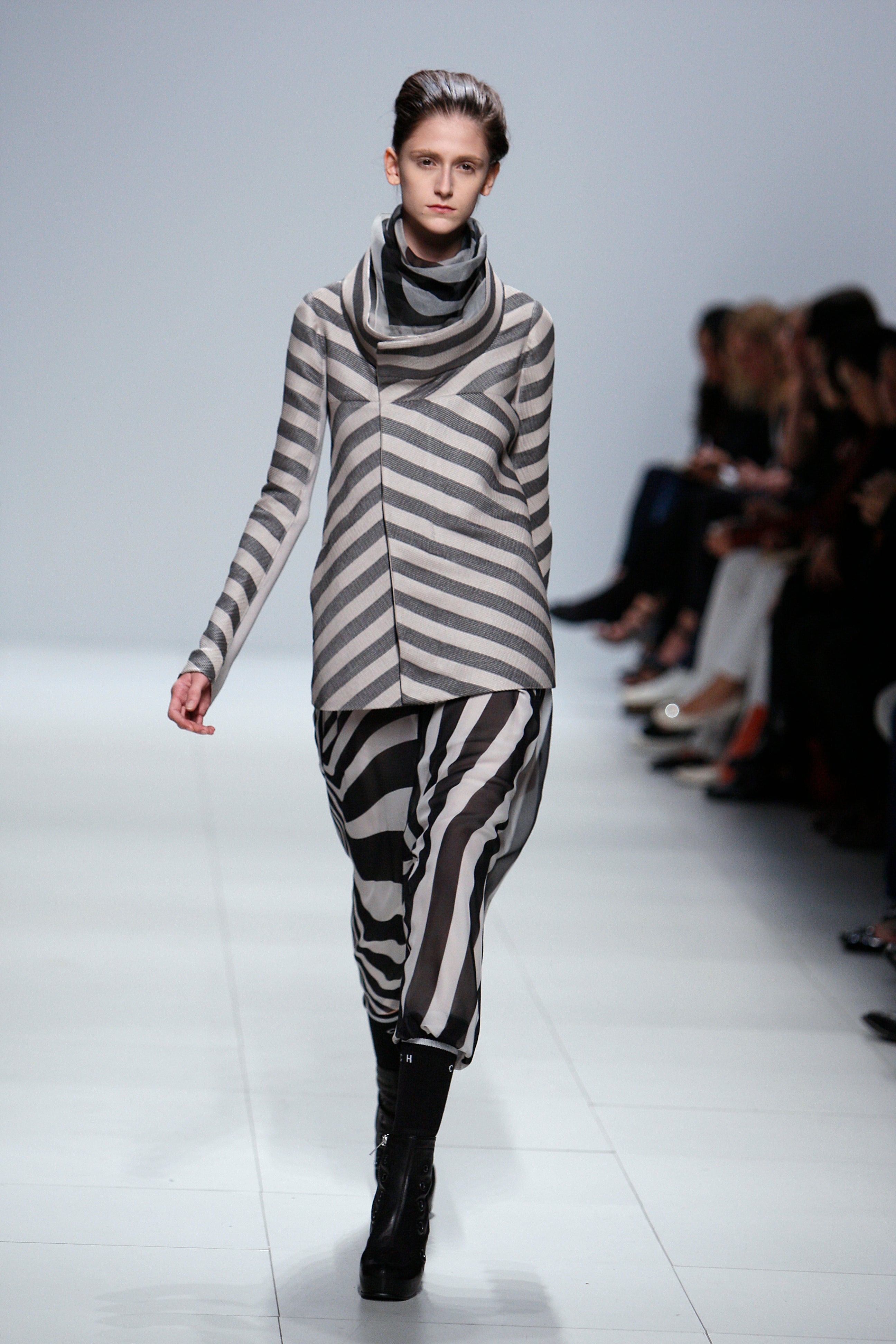RICK_OWENS_SS08_CREATCH_WOMENS