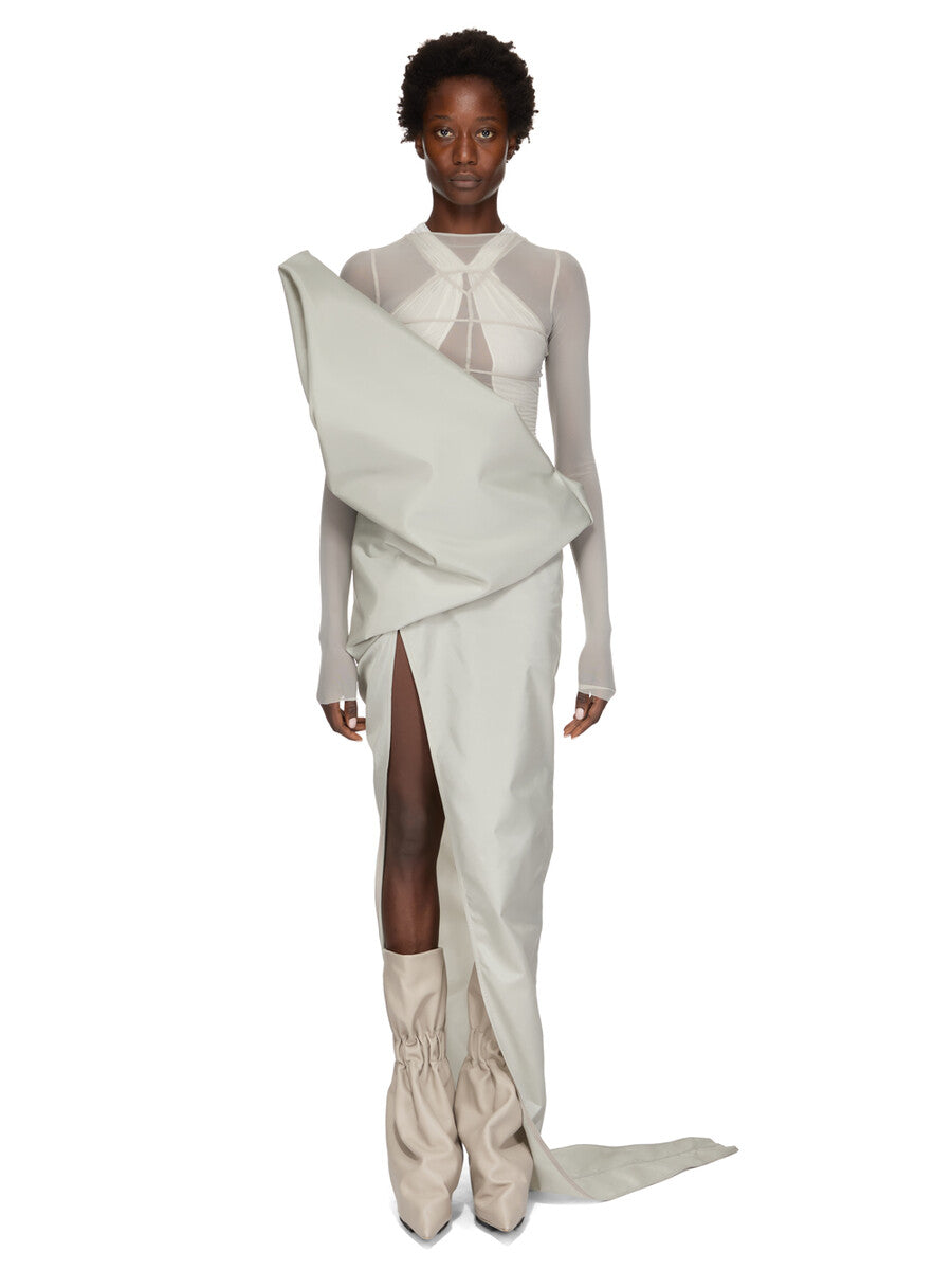 Fashion related image used in ecommerce context featuring designer aesthetic and visual storytelling