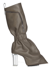 Fashion related image used in ecommerce context featuring designer aesthetic and visual storytelling