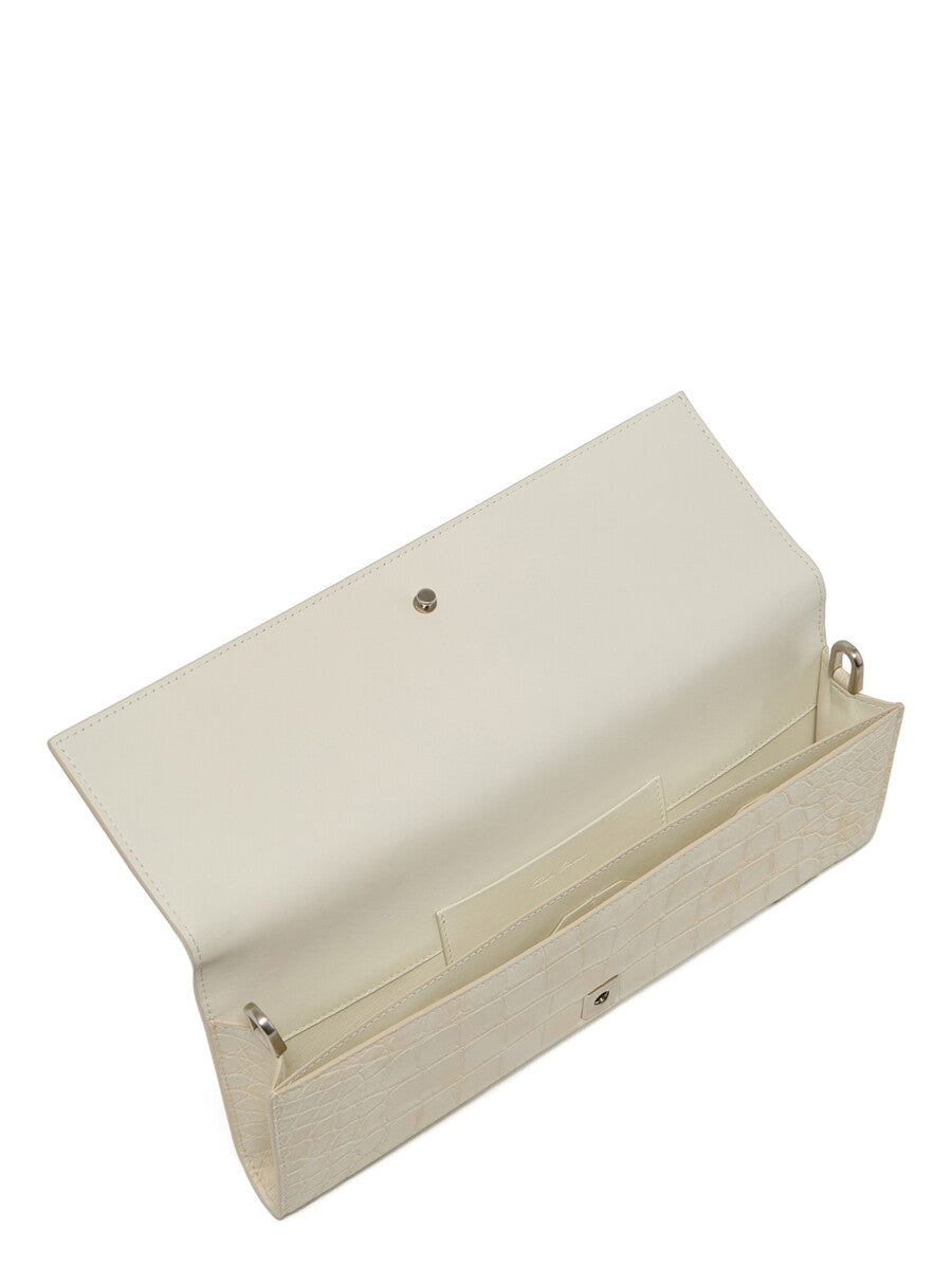 RO02E4423_LA11_11 | CLUTCH