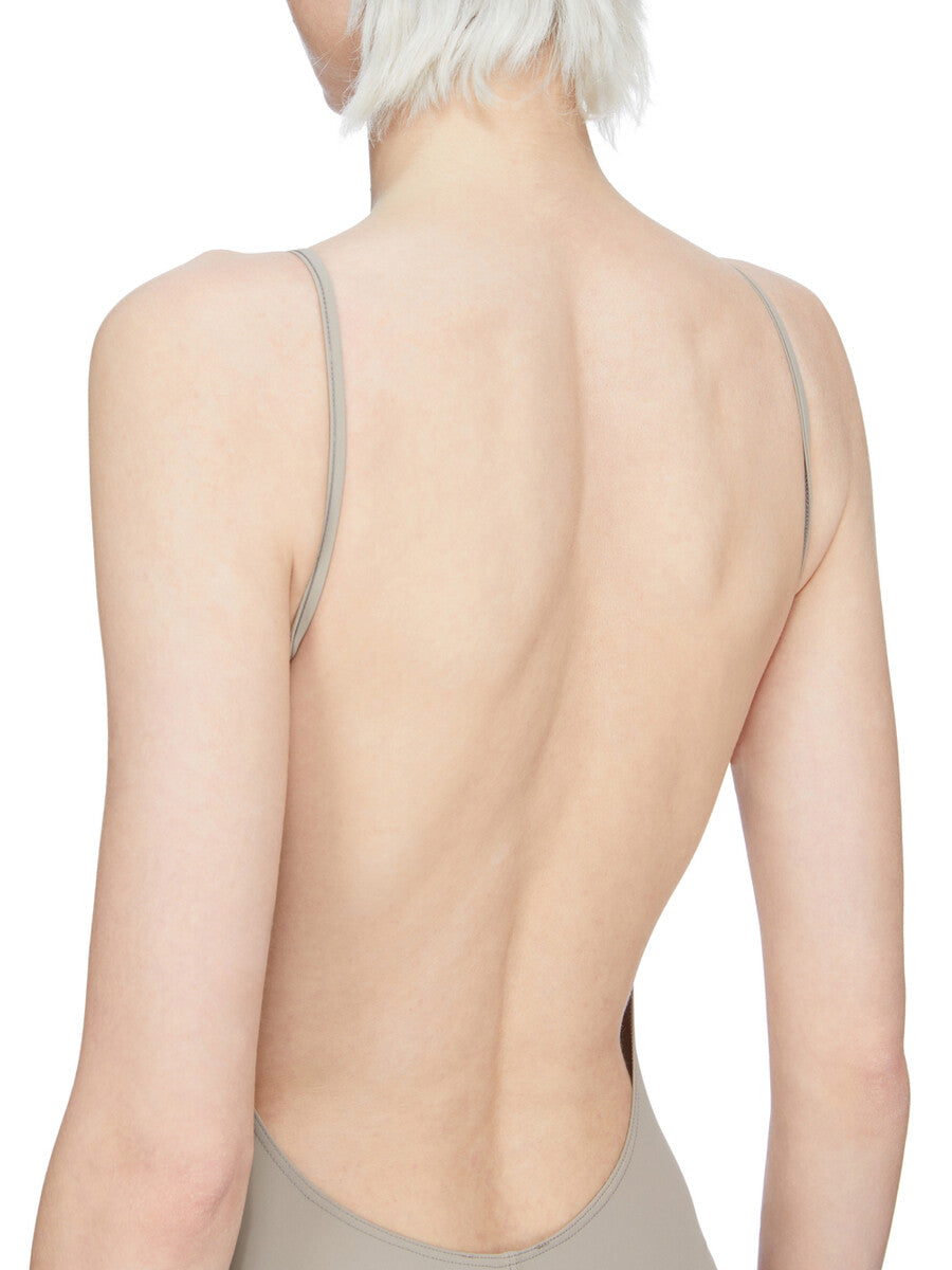 RP01F6085_NS_74 | DEEP V BATHER