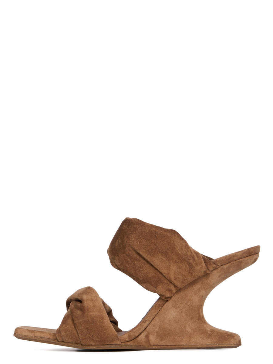 RP02E4803_LVS_134 | TWISTED CANTILEVER 8