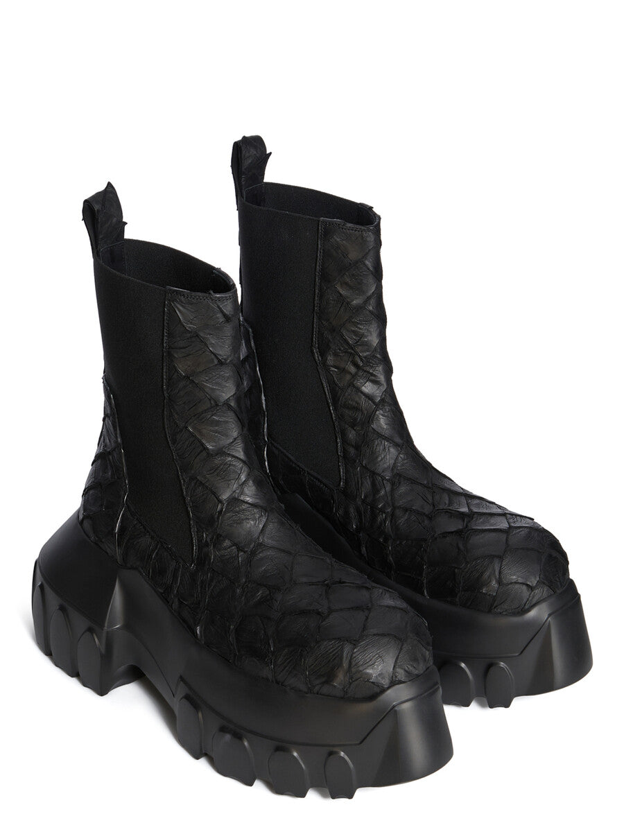 RP02E4865_LPR_09 | BEATLE MEGA TRACTOR