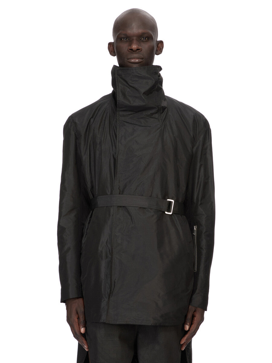 Fashion related image used in ecommerce context featuring designer aesthetic and visual storytelling