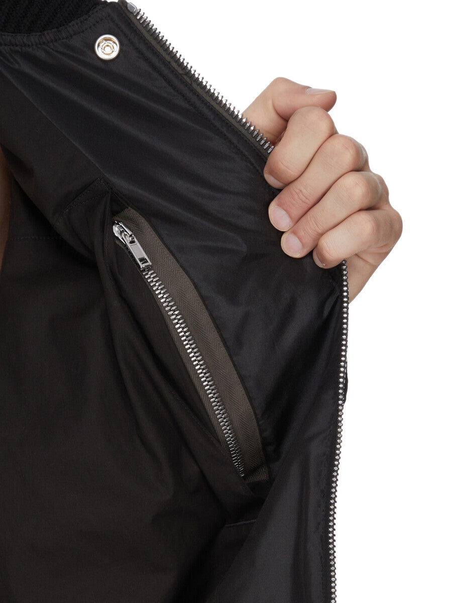 RR01F2792_STF_09 | SECCHIA FLIGHT