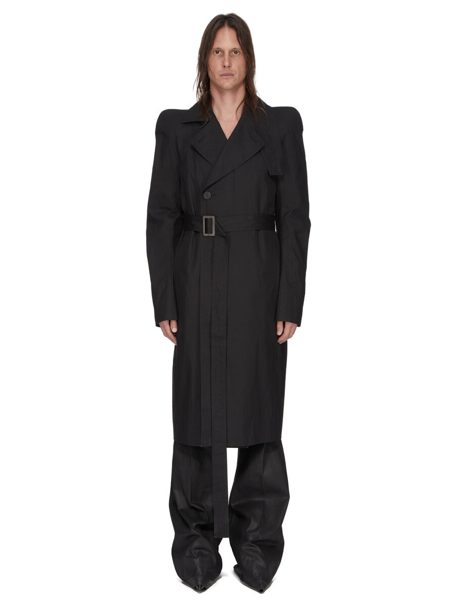 Fashion related image used in ecommerce context featuring designer aesthetic and visual storytelling