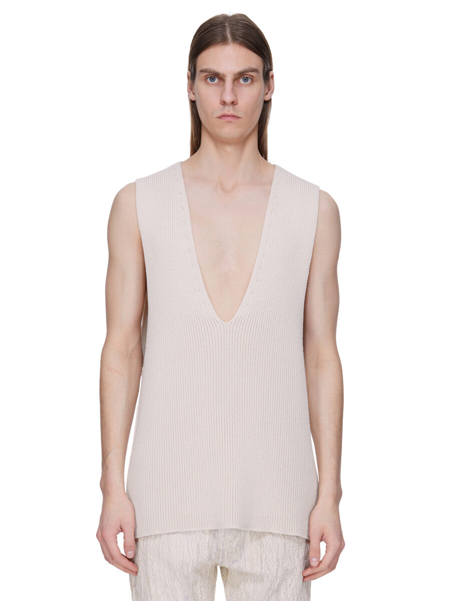 RR02E1683_KWVH_21 | V TANK