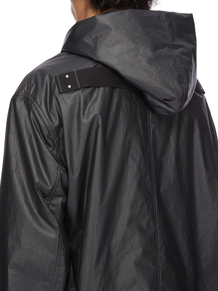 RR02E1715_PCT_09 | CROPPED MAC