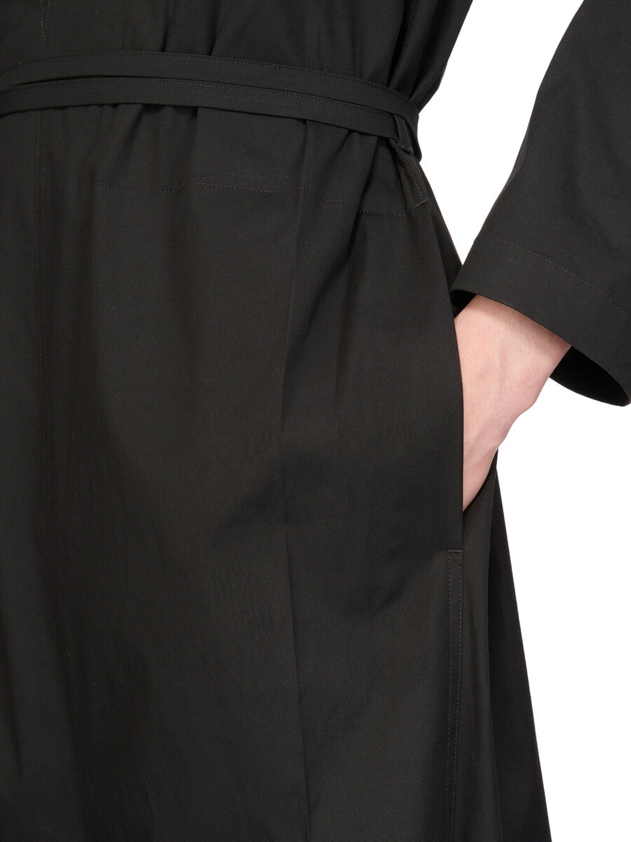 Fashion related image used in ecommerce context featuring designer aesthetic and visual storytelling