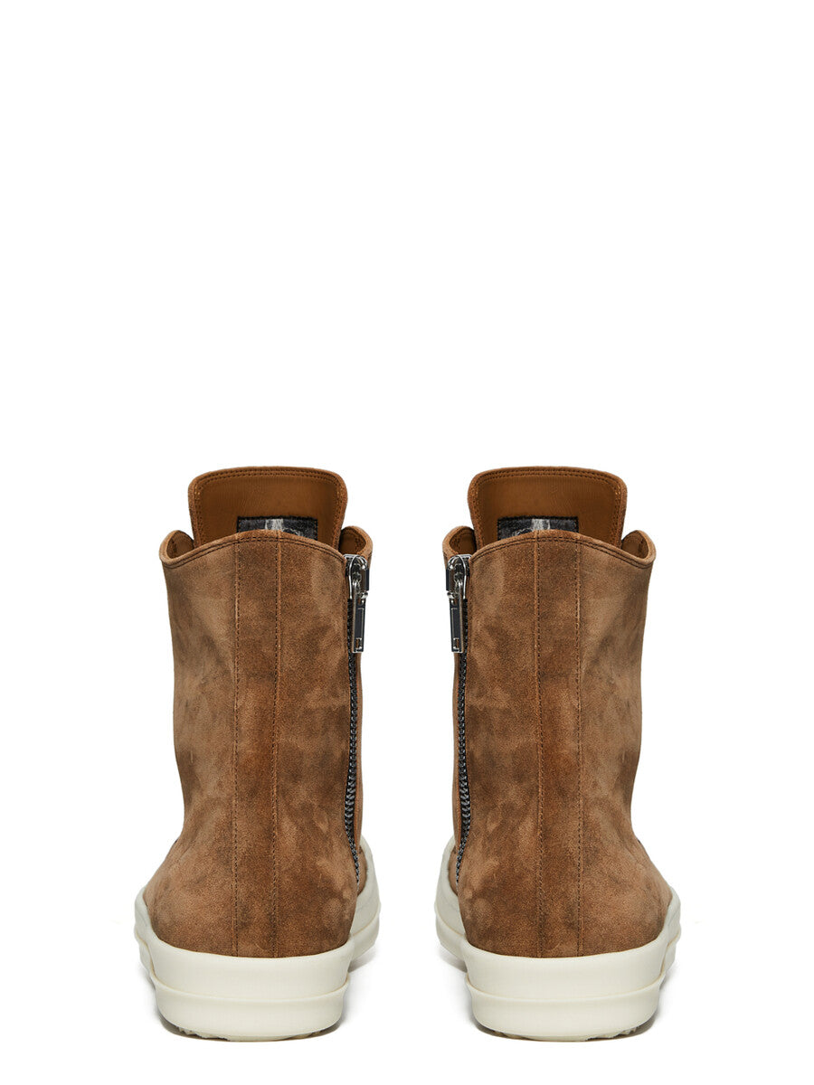 RU01F2890_LCSU_10411 | SNEAKS