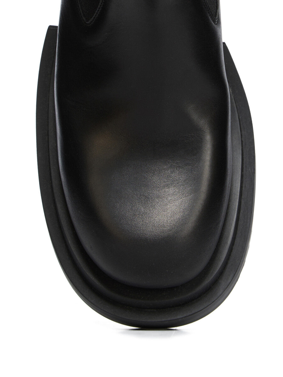 RU02E1832_LOO_09 | BEATLE BOGUN