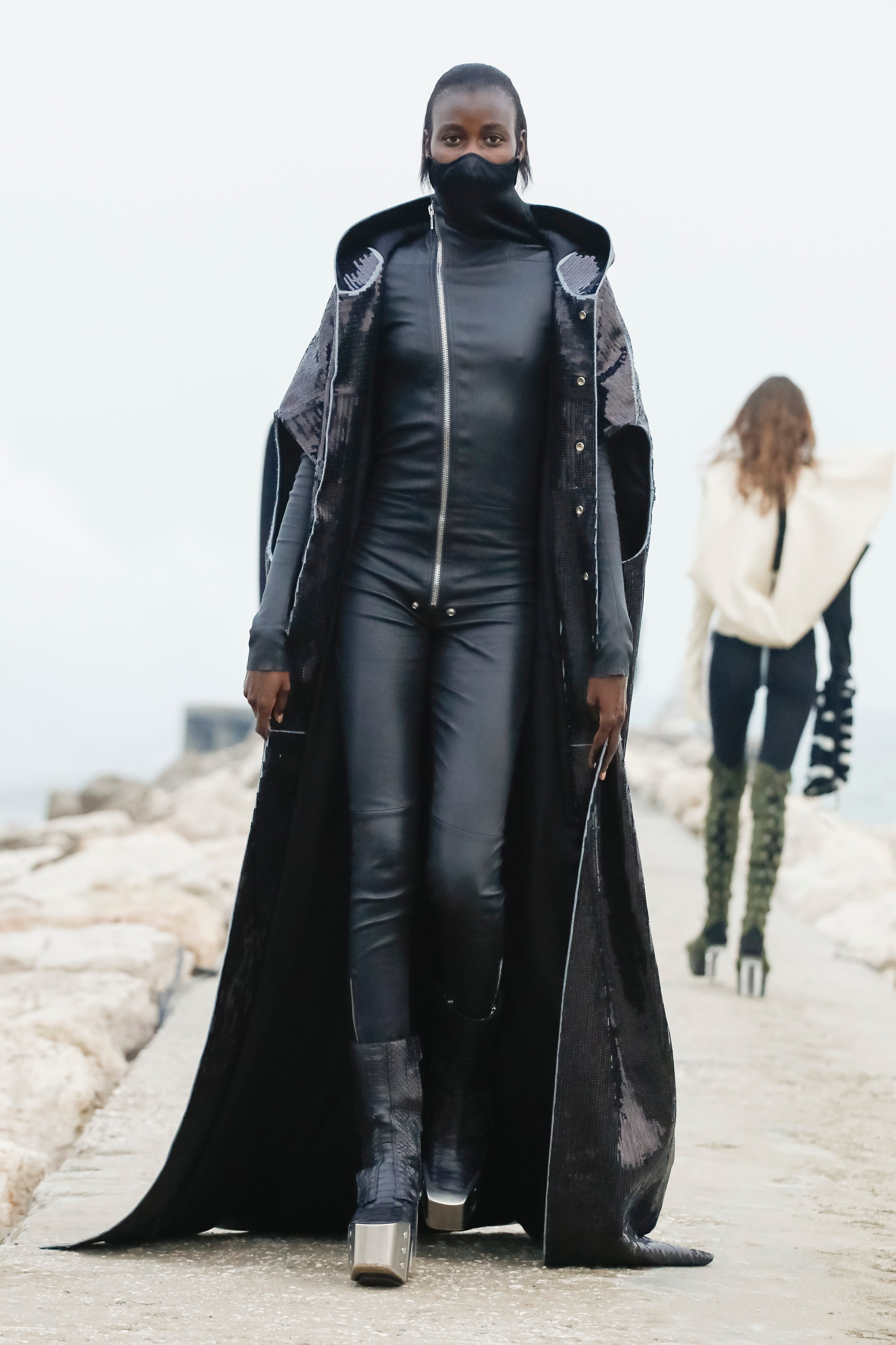 RICK OWENS リックオウエンス FW21 レザーレギンス 革 ユリウス RICK OWENS | OFFICIAL WEBSITE