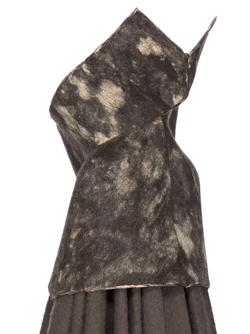 RO02F5472_WFT_09 | COWL