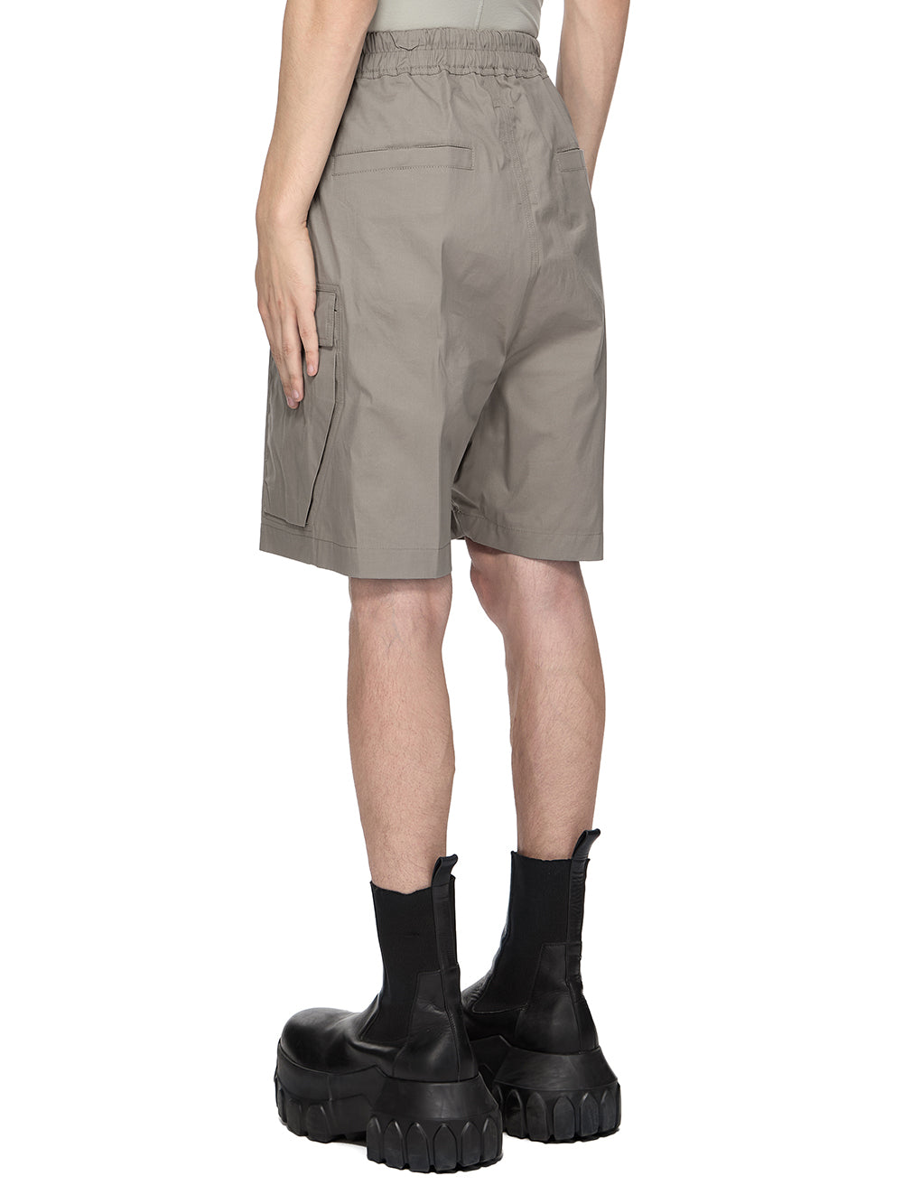 RU02F4360_TE_48 | CARGOBELA SHORTS