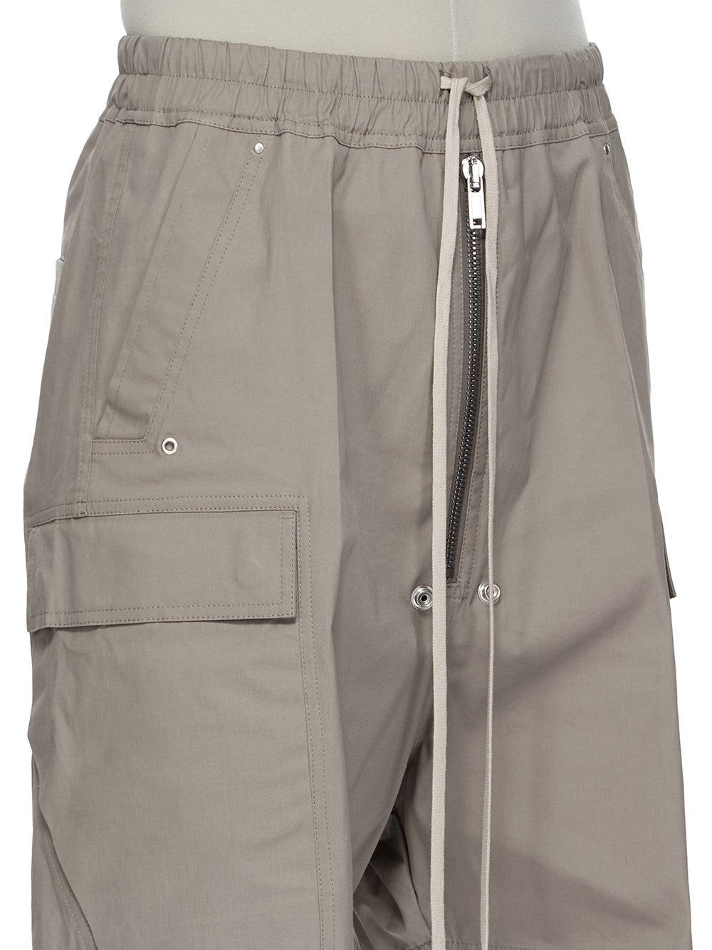RU02F4360_TE_48 | CARGOBELA SHORTS