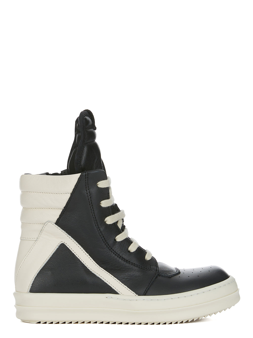 m_147840_BG01F3897_LMU_911_01