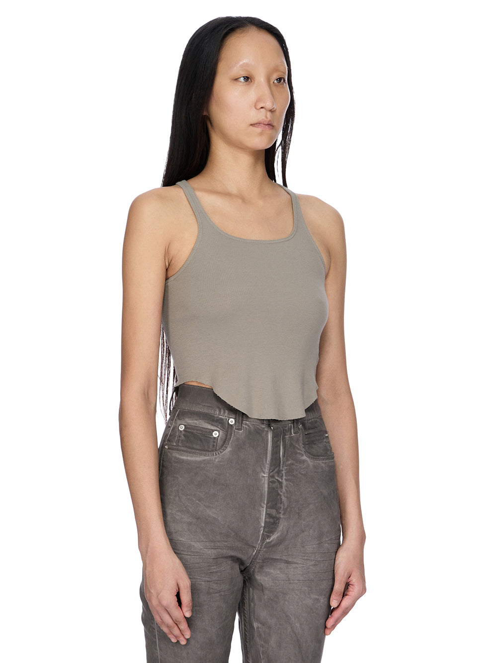 DS02F6100_RN_59 | BASIC TANK CROPPED