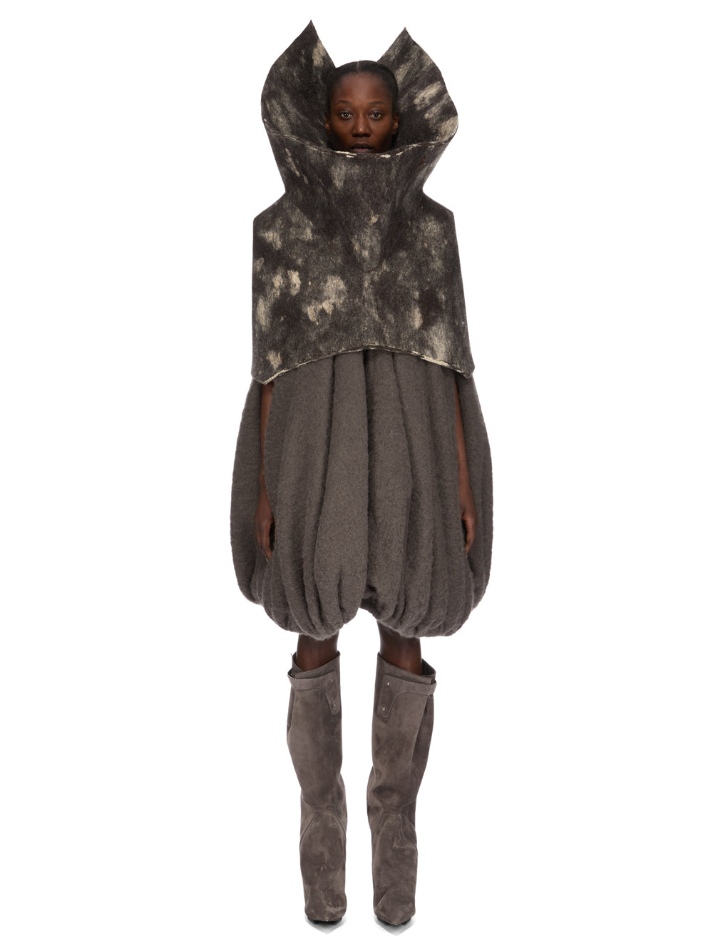 RO02F5472_WFT_09 | COWL