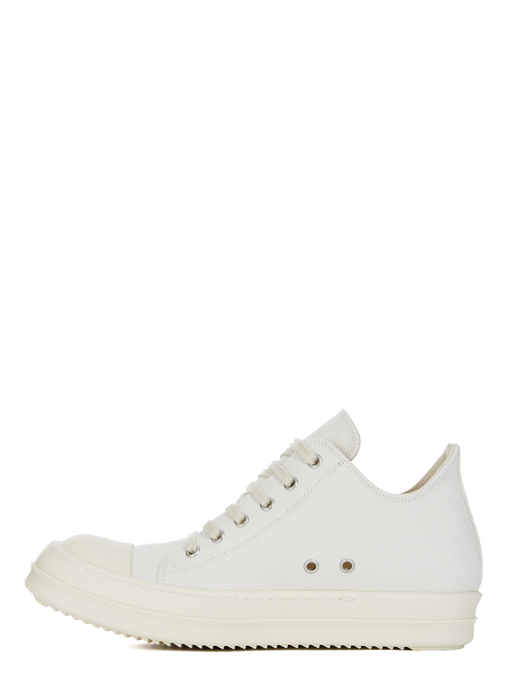 m_247677_DS01F4802_DO_4111_03